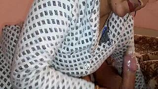 अरे, देखो ये हॉट ओरल एक्शन बड़ा लंड के साथ!