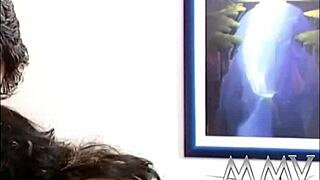 Brunette Hoe Gets Facialized