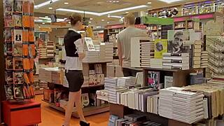 Nerd receives oral service and a ride