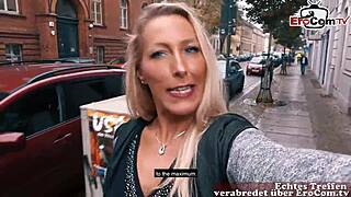 I am a German lesbian picking up another for a real sex meeting