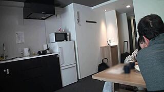 Did you see that private sex with the japanese magazine model amateurs