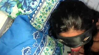 novinha gostosa no sexo caseiro com jovens de 18 a 19 anos