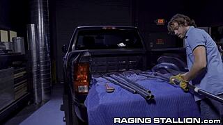 Hunk Construction Workers Fuck Good After Work - Ragingstallion