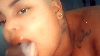 Big beautiful woman enjoys early morning sex