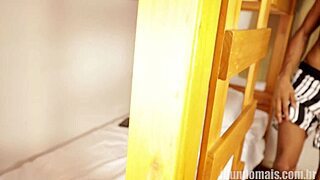 I took bareback from gifted black guy in hostel room