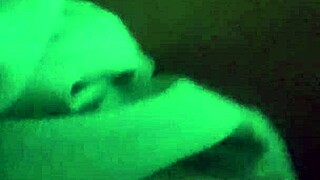 Em gái bé 15p chưa ra với bạn trai