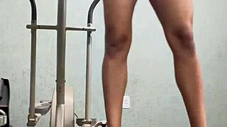 Brave Girl Dares to Lick Pussy in Gym!