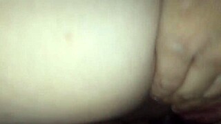 i hang out with friends in the room