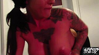 Step Mom Chantelle Fox Helps In Roleplay Scene