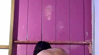 I Fucked The Hot Milf After Changing Her Shower