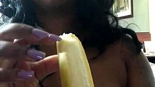 Damn, Sexfeene sucking that banana like a pro!