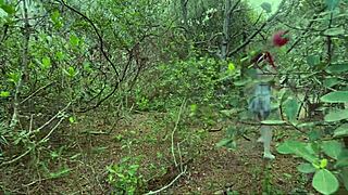 Palhaça takes it in the ass during halloween creampie