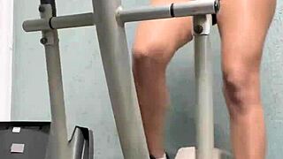 Brave Girl Dares to Lick Pussy in Gym!