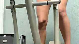 Brave Girl Dares to Lick Pussy in Gym!