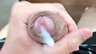 Pau Grande Gozando Bem Gostoso