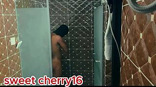 What is this lonely African girl doing with her pussy?