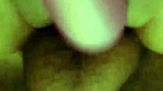 vecina caliente me llama cuando no esta su esposo