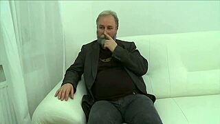 Old cat explores the J gap in the game