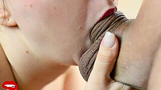 throbbing close-up oral creampie
