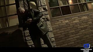 victoria lawson in lingerie turns me on 😘