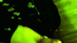 Old Amateur Makes Small Cock Cum.