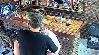 จับได้เมียนอกใจผ่านกล้องใต้กระโปรง จะทำไงดีวะ?