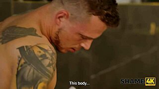 キング級のセックスホラーストーリー、巨乳ブロンドがめちゃくちゃ野生的！