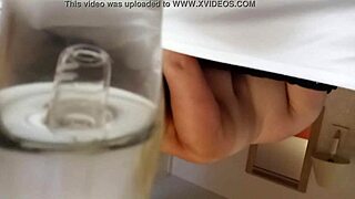 That Door Dash Bitch At The Marriott Party Couldn't Resist Giving It Up