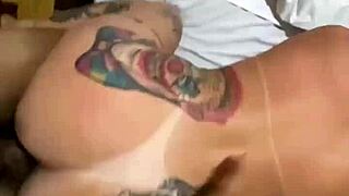 vazou na net loira casada perde telefone videos com amante