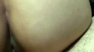 Amateur couple enjoys pussy creampie in detailed scene