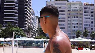 Sucking the Ice Cream Vendor's Big Cock I Met at the Beach