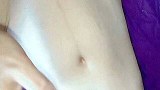 Amateur Homemade Clip Shows Milf in Close-Up Action