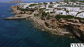 Venera cuckolds her man with muff diving and doggystyle.