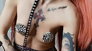 Nastya Fox tries new dildo for pussy play