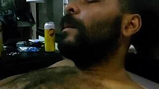 goza safado, eu mamo tudo, watch me suck that cum!