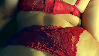 Watch this pawg deepthroat that massive bbc!