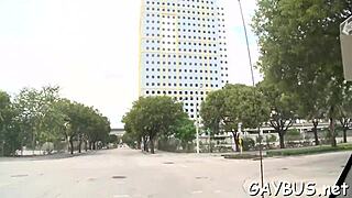 Intense Gay Blowjob With Hunk