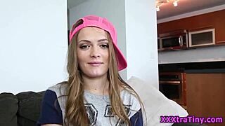 Petite ado 18+ défoncée par une bite monstre