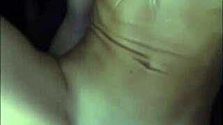 anal sex in the car-amateur porn free