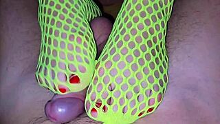 i need you to fuck my feet and pussy right now real sex with stepmom