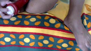 Teen enjoys solo masturbation with squirting