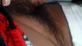 Madura sexy latina gives oral to husband's friend