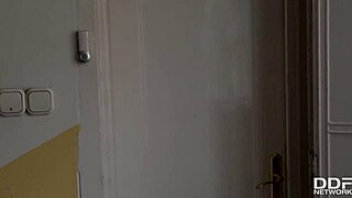 sexy bombshell christen courtney gets hardcore double penetrated balls deep