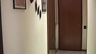 omg this horny italian housewife craves anal so bad 😈