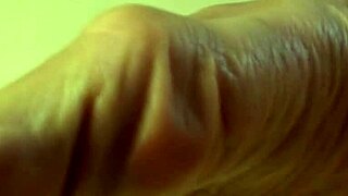 Jade Vixen Takes Off Black Hose, Revealing Wrinkled Feet And Toes!