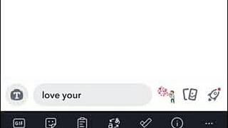 Lucky Stranger Gets Nudes from Amateur Model Joyliii Real Add