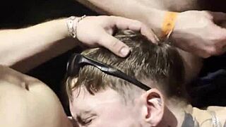 Raw orgy in the nightclub bathroom - free dio