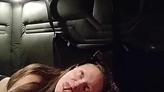 Kitty Gives Blowjob With Buttplug In Ass