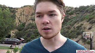 guy triggers blonde housewife squirt