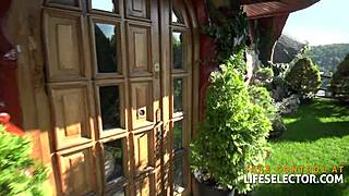 Daphne Klyde - Perfect Ass